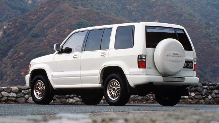 Isuzu trooper 2019