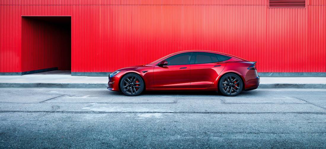 Tesla Model S Plaid : 840 km d'autonomie, 1100 chevaux, c'est la berline  électrique ultime !