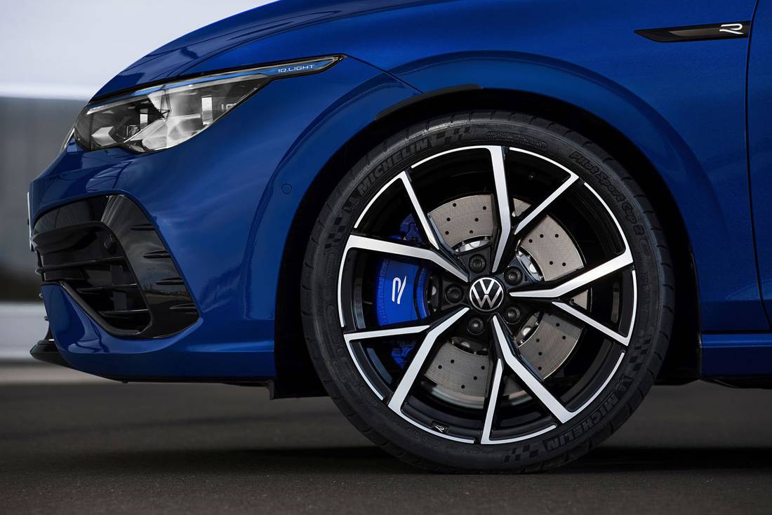 VW-Golf-R-Brake