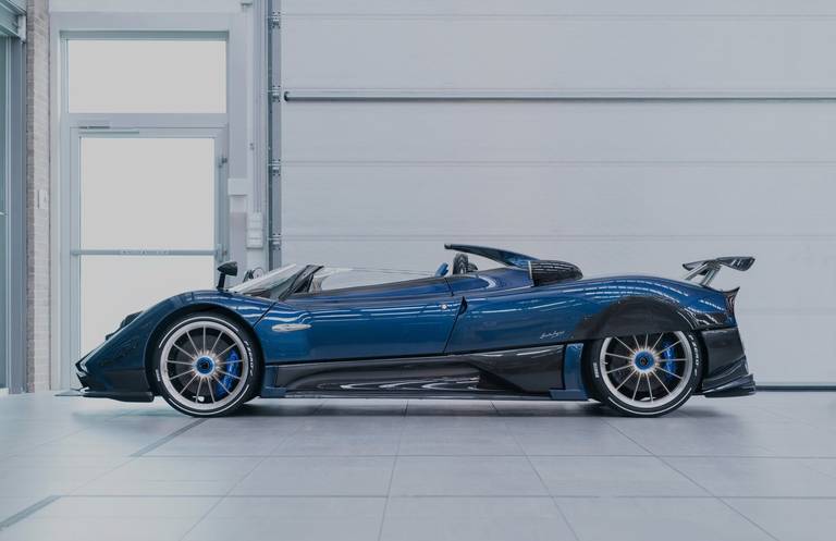 pagani-zonda-hp-barchetta-side