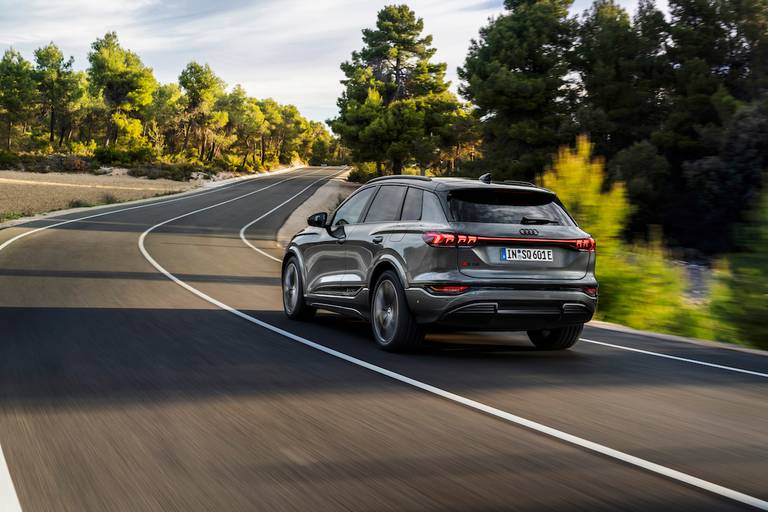 Audi-Q6-etron-2024 02