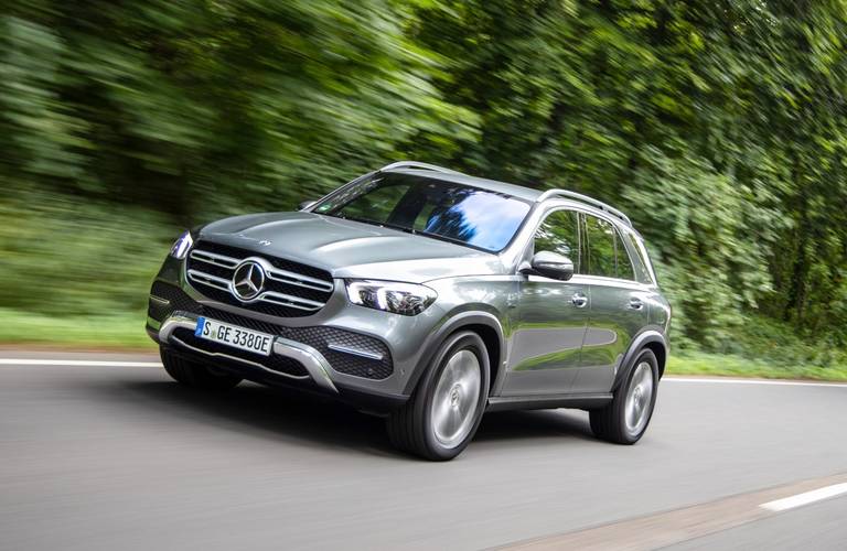 mercedes-benz-gle-350d-amg-overview