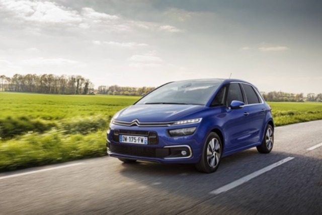 Citroën C4 Picasso 1.2 PureTech 130 2017 [ESSAI VIDEO] : retouche numérique